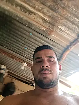 franDuxxx online show from April 15, 2026, 5:39 pm