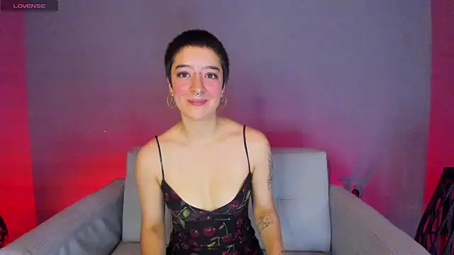 Snapshot of Atheena__ chatting on April 11, 2026, 1:26 pm Atheena online show from April 11, 2026, 1:26 pm