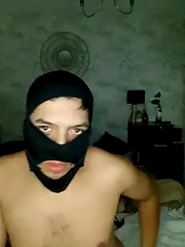 badboygoodgirl10 online show from April 12, 2026, 4:27 am