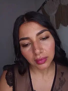Antonella-corruso online show from May 31, 2026, 4:24 pm