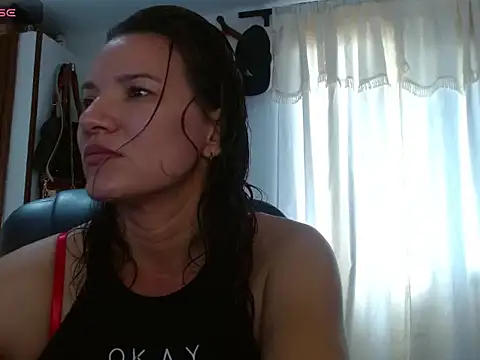 valery fitt online show from April 15, 2026, 1:26 pm