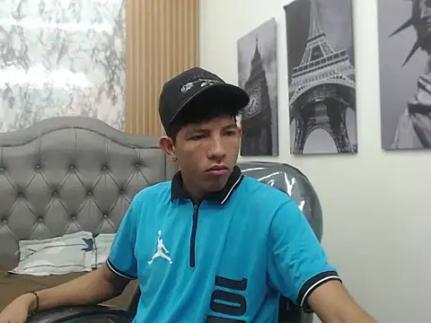 Alexander villa  online show from April 9, 2026, 10:49 pm