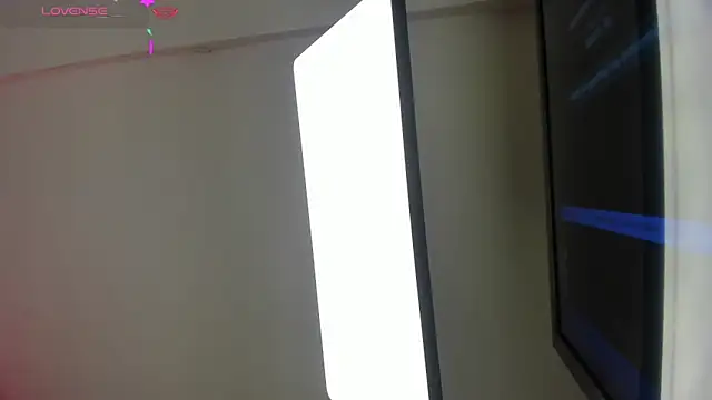 Snapshot of Hayami_Li chatting on April 16, 2026, 11:55 am Hayami Li online show from April 16, 2026, 11:55 am