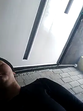 paola daza online show from April 9, 2026, 3:51 pm