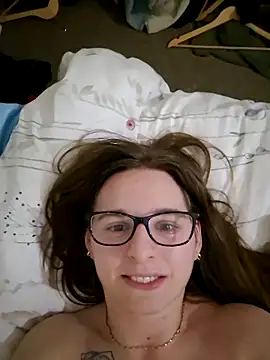 jade Montoe online show from May 9, 2026, 11:52 pm