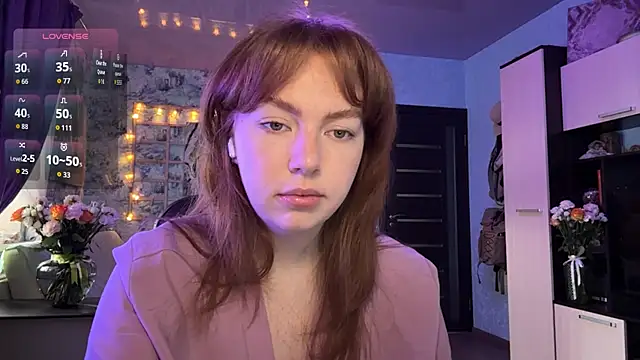 FairyFl0ra online show from April 12, 2026, 12:47 am