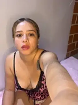 jade06  online show from June 4, 2026, 3:22 am