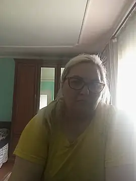 AureliaSky598 online show from May 24, 2026, 10:37 am
