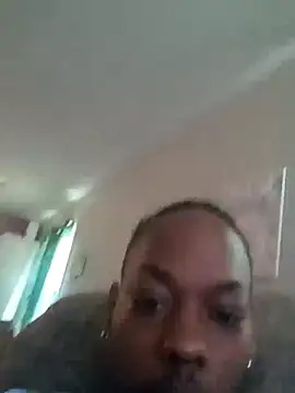 Snapshot of zdaddymm chatting on May 27, 2026, 5:31 pm zdaddymm online show from May 27, 2026, 5:31 pm