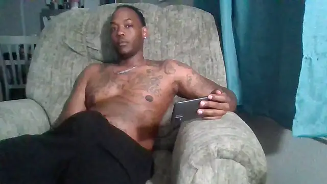Snapshot of zdaddymm chatting on May 28, 2026, 5:37 am zdaddymm online show from May 28, 2026, 5:37 am