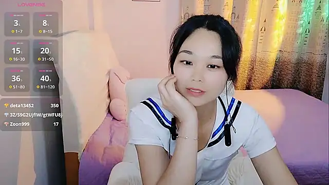 Snapshot of Sumo-36E chatting on June 3, 2026, 2:33 pm Sumo-36E online show from June 3, 2026, 2:33 pm