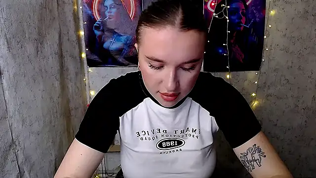 Snapshot of KassiaRayne_ chatting on May 5, 2026, 6:27 am KassiaRayne online show from May 5, 2026, 6:27 am