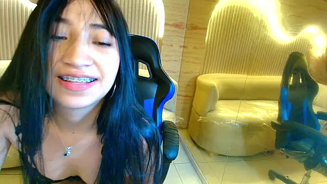Snapshot of sol__r chatting on July 15, 2026, 3:24 am sol r online show from July 15, 2026, 3:24 am