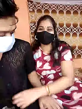 Snapshot of hornycouple096 chatting on June 29, 2026, 8:32 am hornycouple096 online show from June 29, 2026, 8:32 am