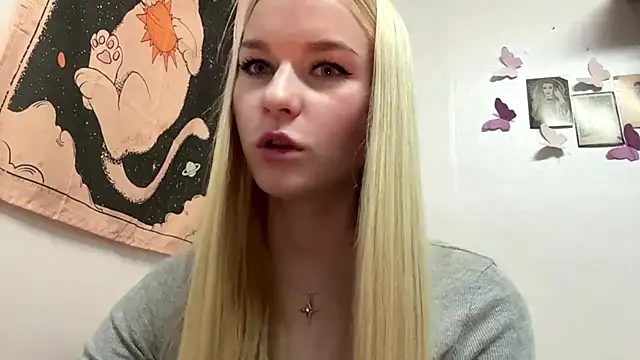 Snapshot of CruzVatter chatting on April 8, 2026, 6:09 pm CruzVatter online show from April 8, 2026, 6:09 pm