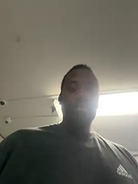 Eatmyshorts90 online show from May 9, 2026, 2:26 am