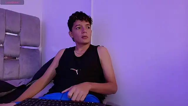 Snapshot of Luca_Voss chatting on April 14, 2026, 11:59 am Luca Voss online show from April 14, 2026, 11:59 am