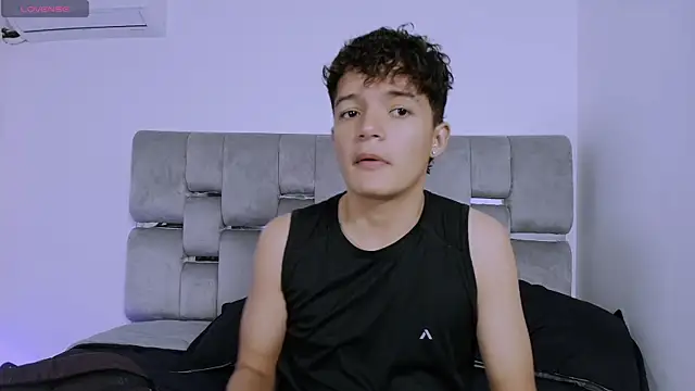 Snapshot of Luca_Voss chatting on April 16, 2026, 11:55 am Luca Voss online show from April 16, 2026, 11:55 am