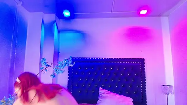 Snapshot of Amelie_adams chatting on April 15, 2026, 11:05 am Amelie adams online show from April 15, 2026, 11:05 am