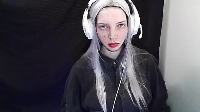 Snapshot of Crimson_Lady chatting on May 30, 2026, 7:52 pm Crimson Lady online show from May 30, 2026, 7:52 pm
