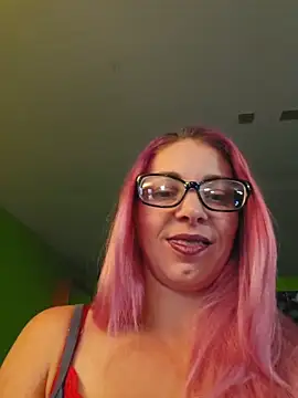 Snapshot of Summer_Taz7 chatting on May 19, 2026, 2:57 pm Summer Taz7 online show from May 19, 2026, 2:57 pm