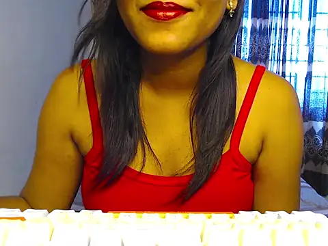 Snapshot of VelvetCoupleLive chatting on July 3, 2026, 4:41 am VelvetCoupleLive online show from July 3, 2026, 4:41 am