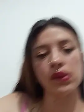 Lucia evans21 online show from May 15, 2026, 7:39 am
