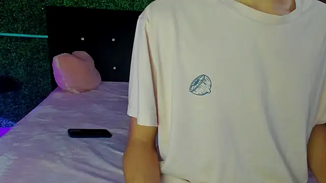 rafael velvet online show from April 10, 2026, 9:55 pm