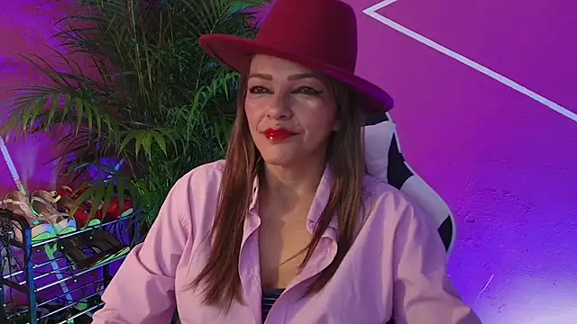 CarolMis 79 online show from April 16, 2026, 12:28 pm