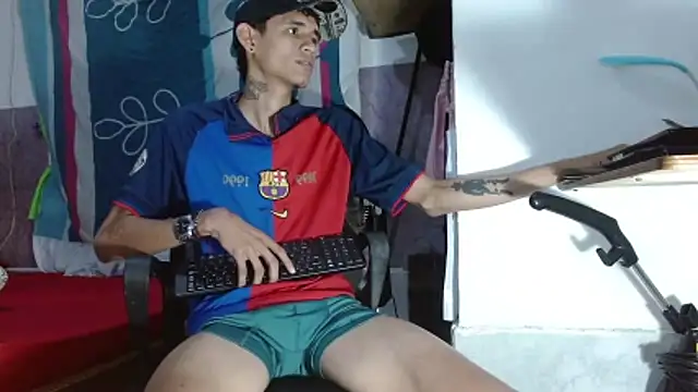 Brook 1707 online show from April 16, 2026, 11:07 pm