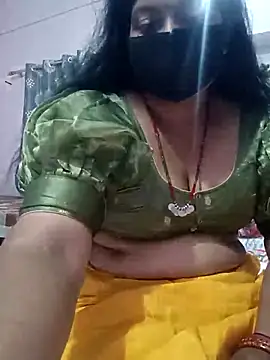 Snapshot of bhabhi-lovely chatting on May 8, 2026, 6:17 am bhabhi-lovely online show from May 8, 2026, 6:17 am
