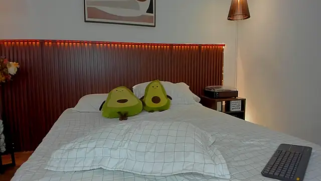 Mia monrroe1 online show from June 5, 2026, 6:52 am