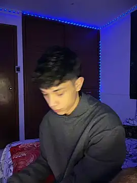 RoughDiamond  online show from April 12, 2026, 10:29 am