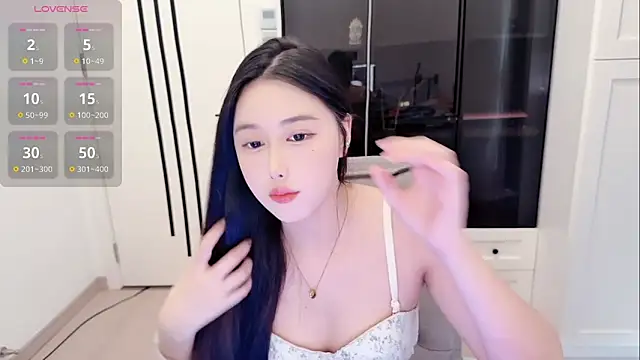 Snapshot of secret-sese chatting on May 17, 2026, 9:53 am secret-sese online show from May 17, 2026, 9:53 am