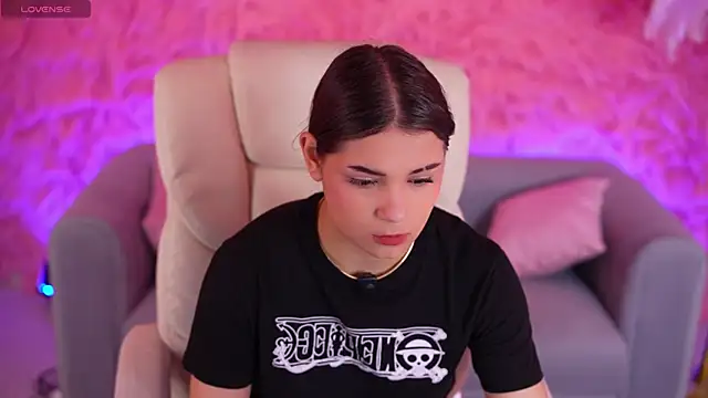 MeJessieDream online show from April 16, 2026, 6:03 am