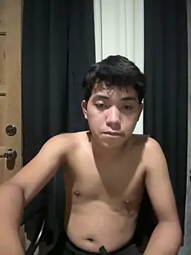 Snapshot of ven6922 chatting on April 10, 2026, 2:35 pm ven6922 online show from April 10, 2026, 2:35 pm