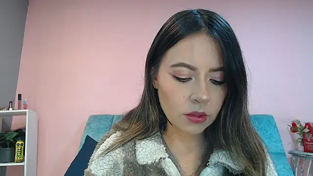 Snapshot of SalomeMartinez_ chatting on May 6, 2026, 1:15 pm SalomeMartinez online show from May 6, 2026, 1:15 pm