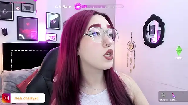 Snapshot of Leah_cherry chatting on July 15, 2026, 9:11 pm Leah cherry online show from July 15, 2026, 9:11 pm