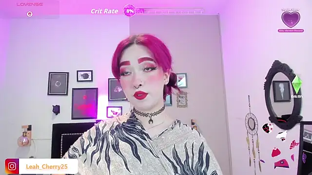 Snapshot of Leah_cherry chatting on June 23, 2026, 9:57 pm Leah cherry online show from June 23, 2026, 9:57 pm