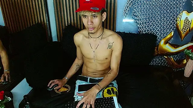 Skinny cute Alyer online show from July 12, 2026, 2:18 pm
