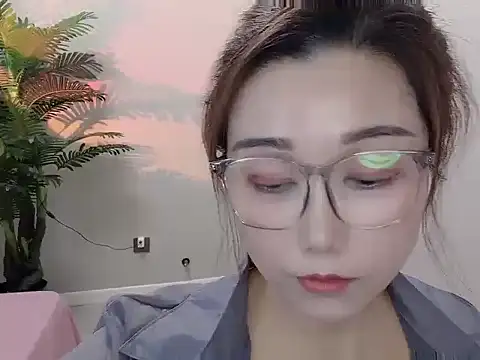 Snapshot of Yunxi- chatting on April 15, 2026, 1:33 am Yunxi- online show from April 15, 2026, 1:33 am