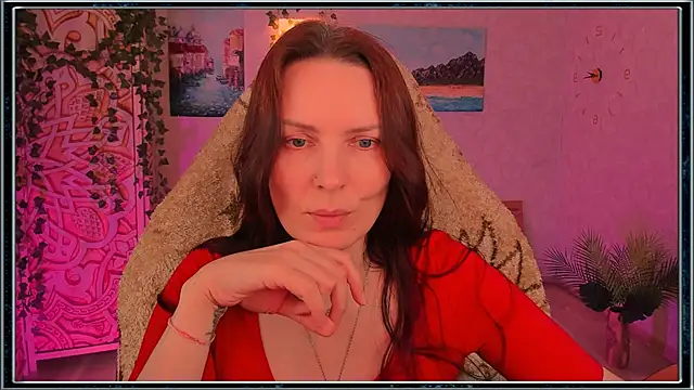 LanaRadiance online show from June 19, 2026, 11:16 am