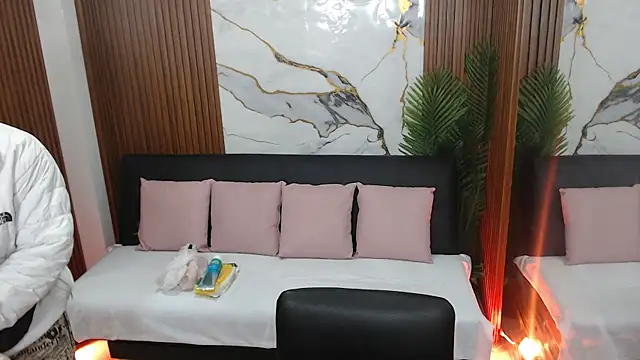 alonddra tay online show from April 18, 2026, 11:34 am