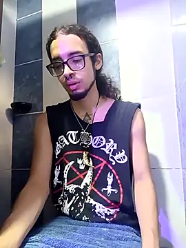 Snapshot of vortexxx24_ chatting on May 12, 2026, 8:15 pm vortexxx24 online show from May 12, 2026, 8:15 pm