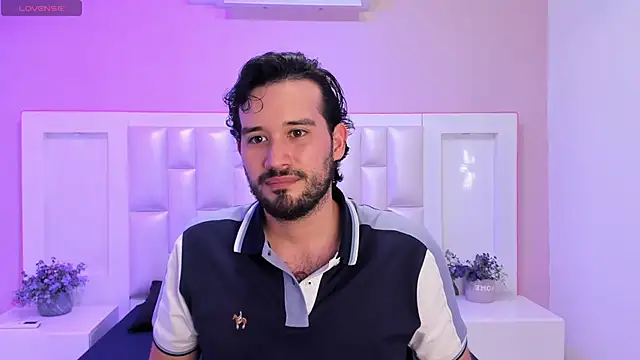 AdrianSith online show from April 16, 2026, 12:22 am