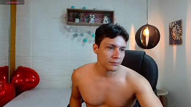 Zayn clausen online show from April 14, 2026, 6:24 pm