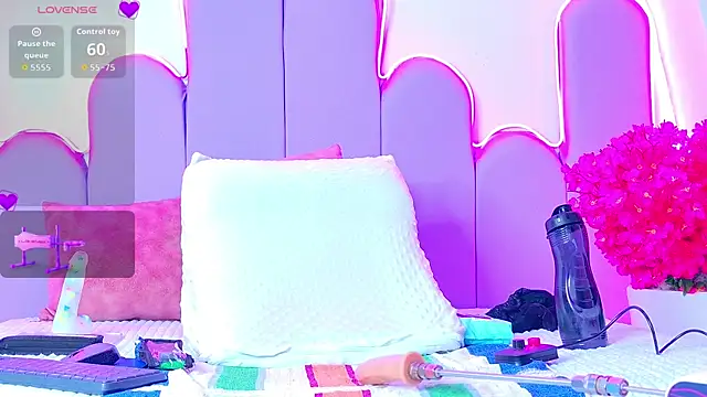Snapshot of Candy_Mari chatting on June 13, 2026, 7:45 pm Candy Mari online show from June 13, 2026, 7:45 pm