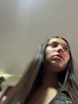 Snapshot of Lucyfer-fire chatting on April 13, 2026, 11:14 am Lucyfer-fire online show from April 13, 2026, 11:14 am