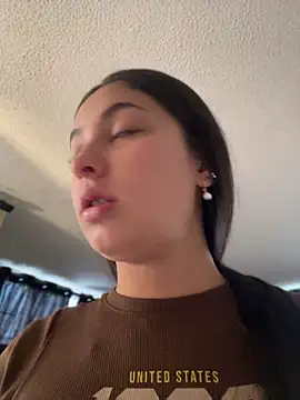 Snapshot of Lucyfer-fire chatting on May 7, 2026, 11:35 am Lucyfer-fire online show from May 7, 2026, 11:35 am