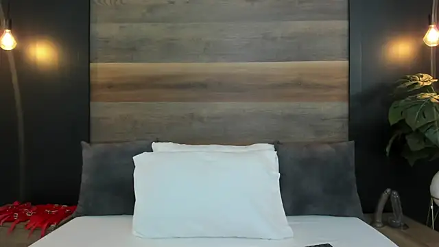 Snapshot of jade_spinters chatting on May 31, 2026, 12:44 pm jade spinters online show from May 31, 2026, 12:44 pm